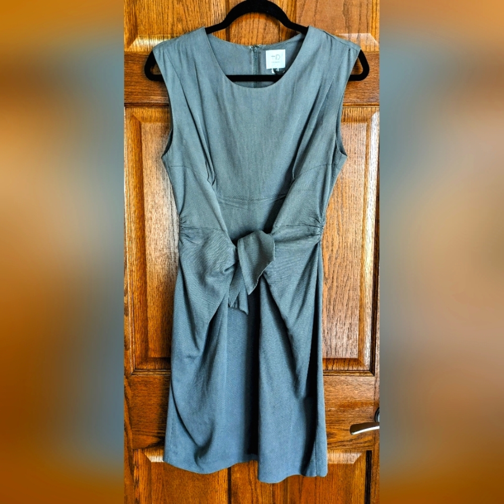 Gray Hilda Pencil Dress by HD in Paris - Size 6